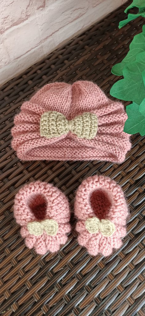 cappellino-neonato-0-3-mesi-142yyl-1.jpg